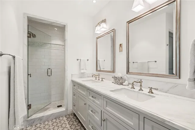 $14,475,000 | 7 Oakmont Lane, Newport Beach, CA 92660