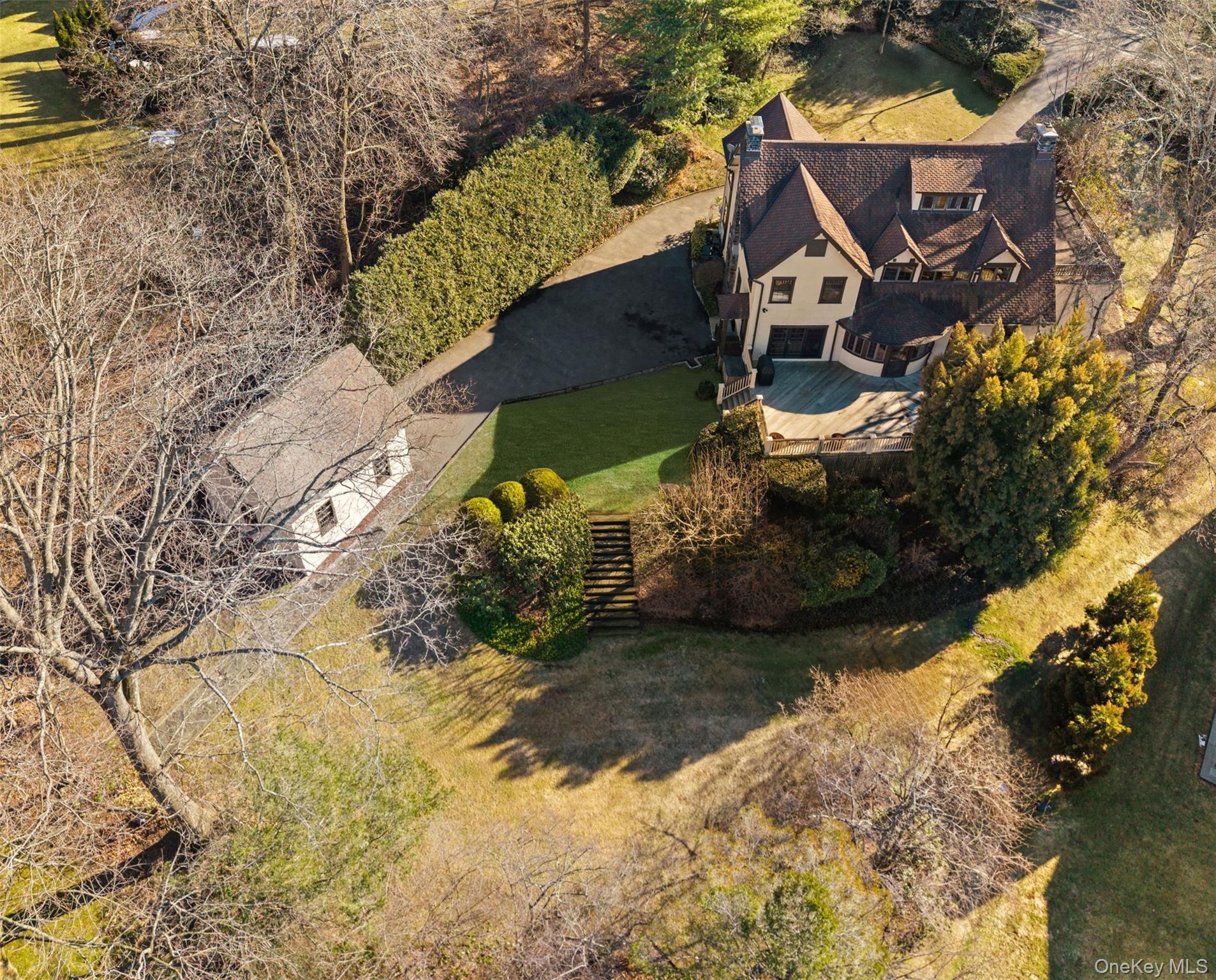 11 Mamaroneck Road Scarsdale, NY 10583 - Photo 32 of 38