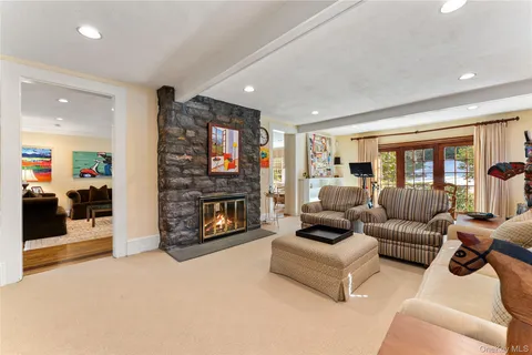 $2,395,000 | 11 Mamaroneck Road, Scarsdale, NY 10583