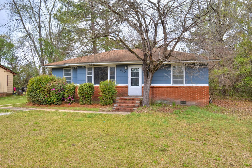 220 Cuttino Road Sumter, SC 29150 - Photo 2 of 24 Gallery Image 2