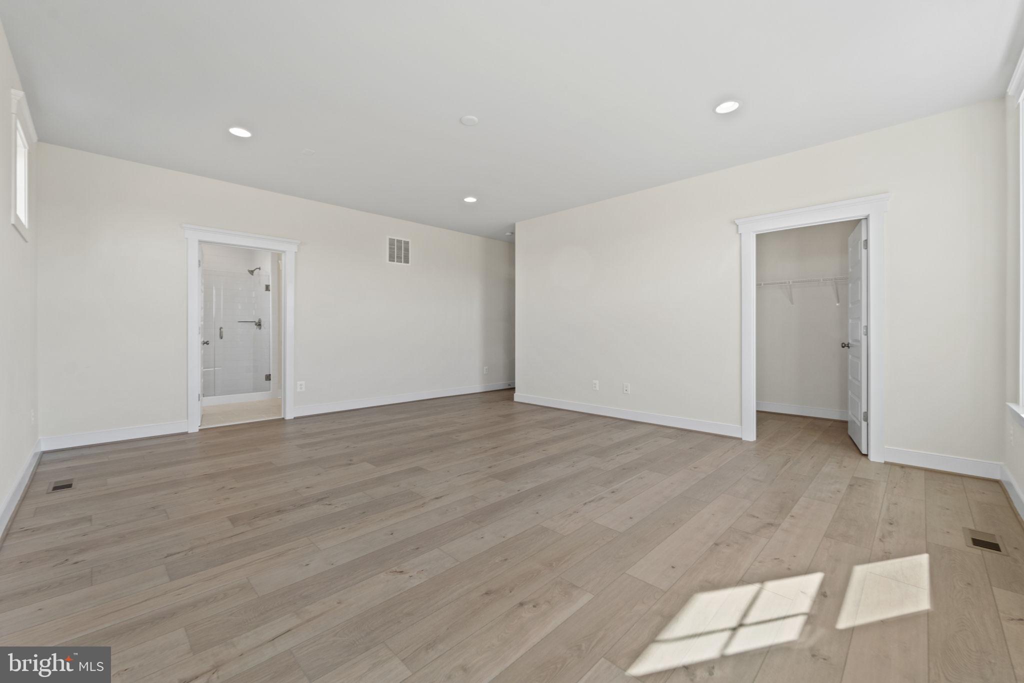 40900 Tarleton Drive Leesburg, VA 20176 - Photo 29 of 63 Main level primary Bedroom