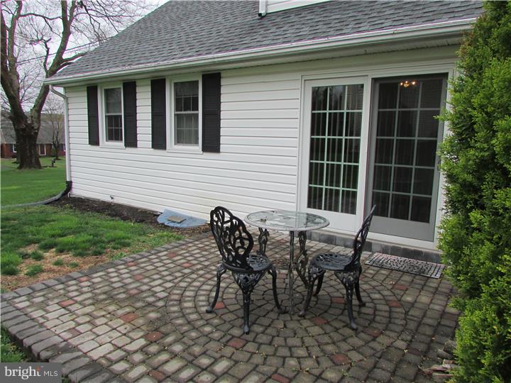 1055 Valley Road Telford, PA 18969 - Photo 21 of 23 Patio