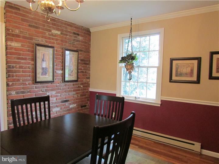 1055 Valley Road Telford, PA 18969 - Photo 7 of 23 Dining Room