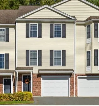 $474,500 | 1401 Pawtucket Boulevard, Unit 10, Lowell, MA 01854