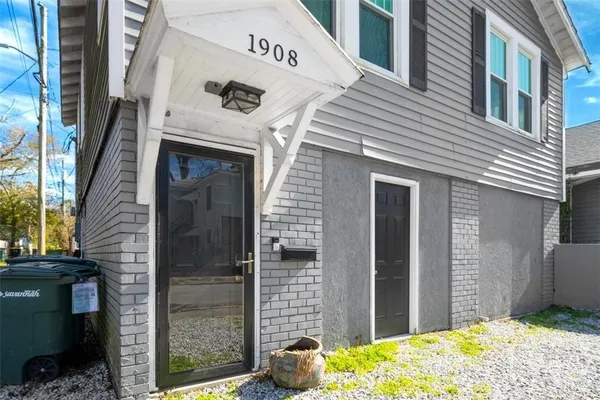 $1,700 | 1908 Paulsen Street, Savannah, GA 31401