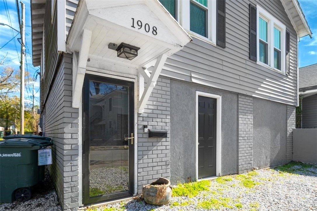 1908 Paulsen Street Savannah, GA 31401 - Photo 3 of 20
