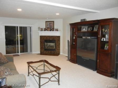 11792 Secluded Ridge Drive Byron, MI 48418 - Photo 8 of 17 Great Room3.jpg