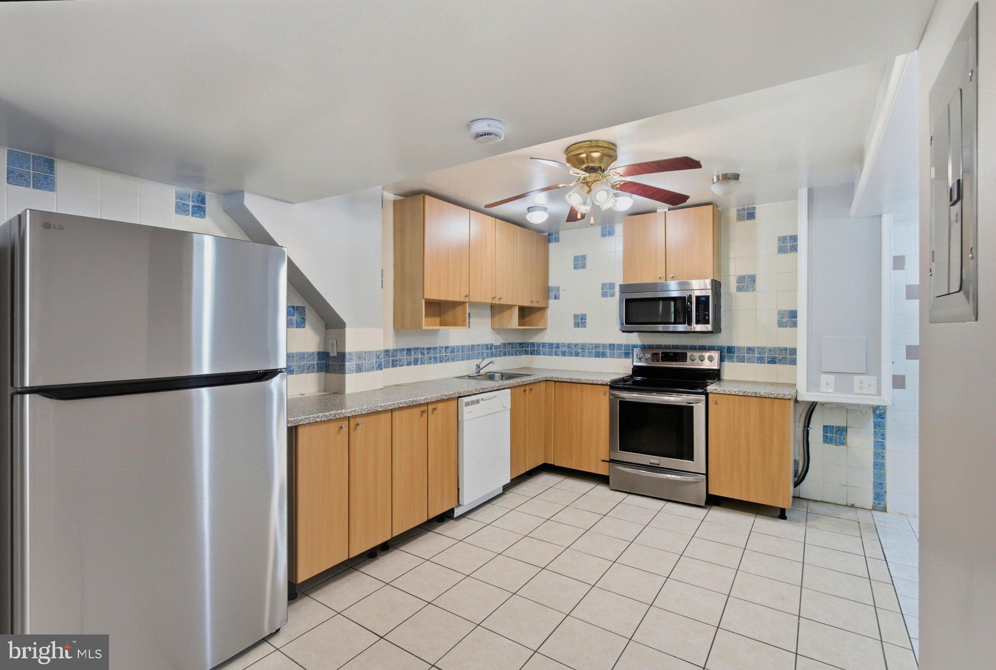 4915 Powell Road Fairfax, VA 22032 - Photo 15 of 34