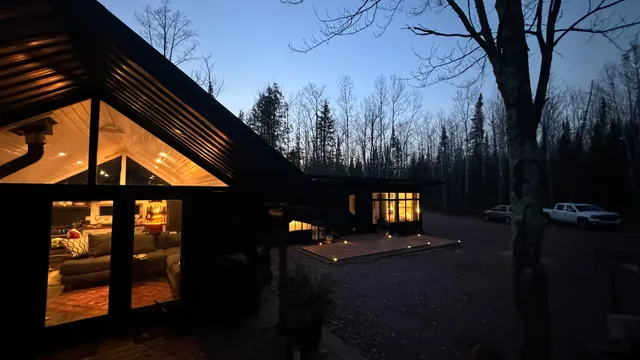 $258,000 | 41836 Woodland Lane, Marengo, WI 54855