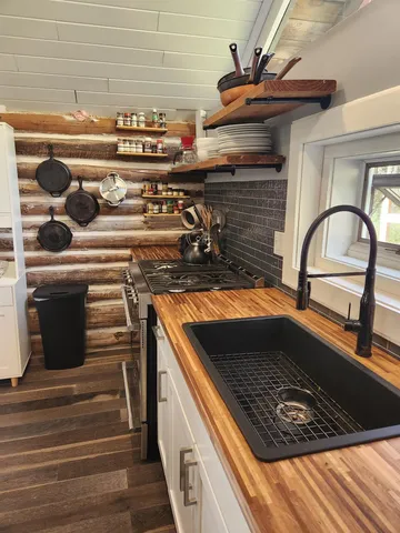 $258,000 | 41836 Woodland Lane, Marengo, WI 54855