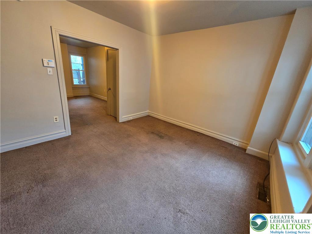 407 North 4th Street Allentown, PA 18102 - Photo 4 of 12