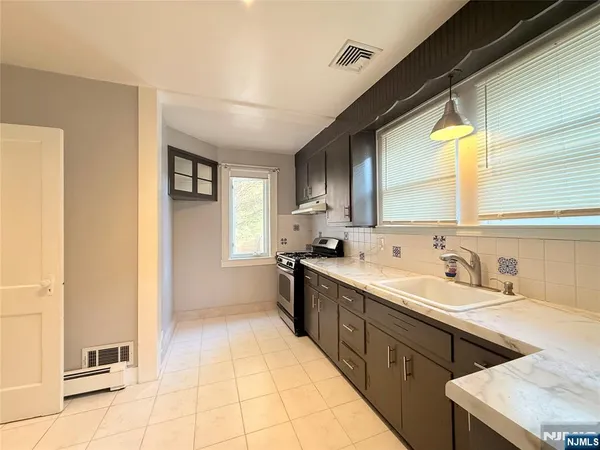 $3,300 | 19 Ontario Street, Dumont, NJ 07628