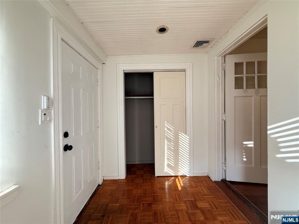 19 Ontario Street Dumont, NJ 07628 - Photo 14 of 20