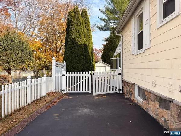 $3,300 | 19 Ontario Street, Dumont, NJ 07628