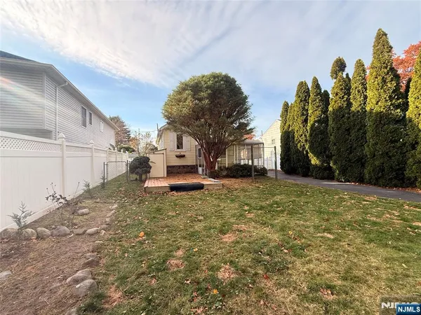 $3,300 | 19 Ontario Street, Dumont, NJ 07628