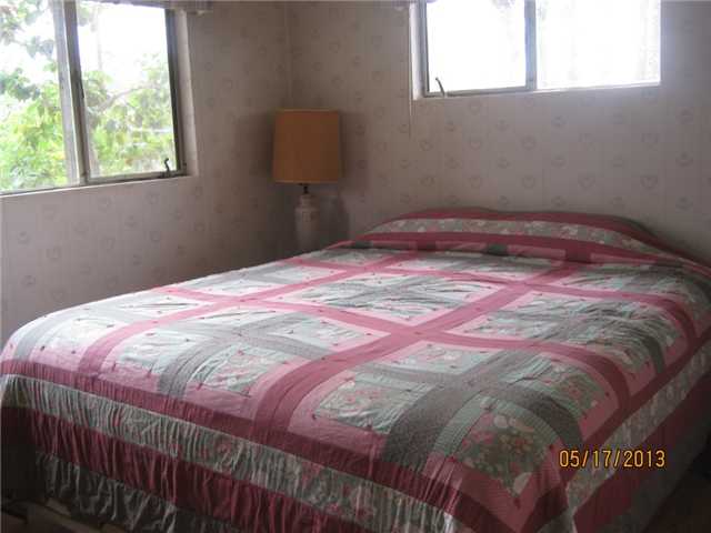 635 Howe Place Escondido, CA 92025 - Photo 8 of 13 Bedroom