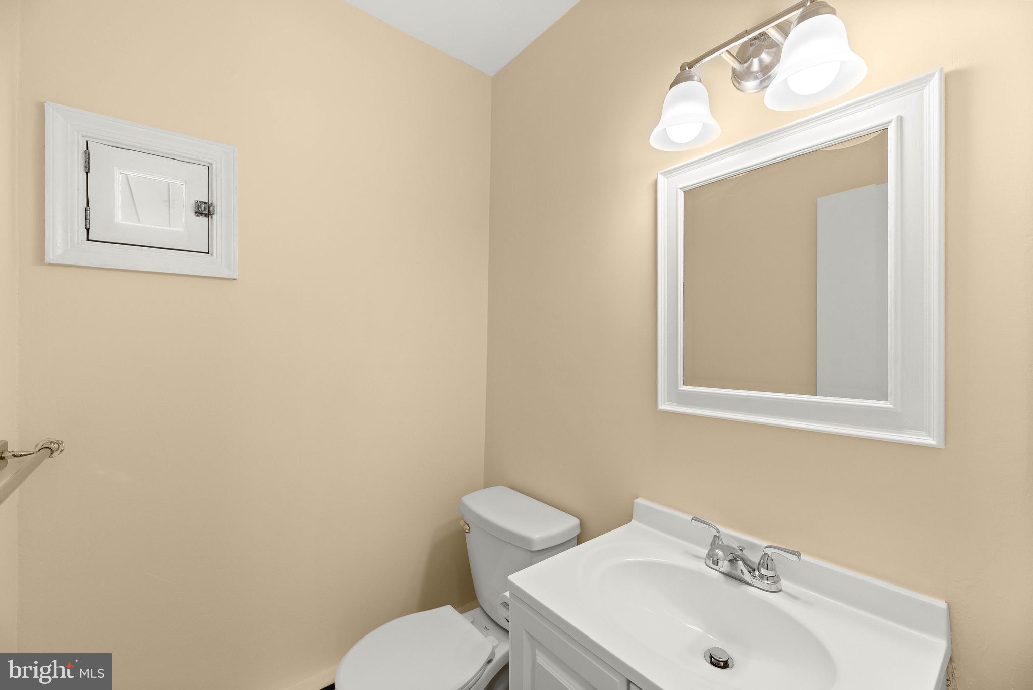 3709 Ligon Road Ellicott City, MD 21042 - Photo 22 of 38 Half Bath