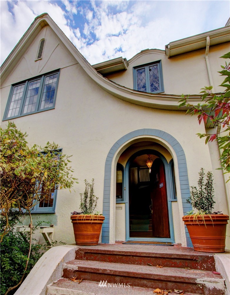 2019 East Prospect Street Seattle, WA 98112 - Photo 1 of 20 Gallery Image 1