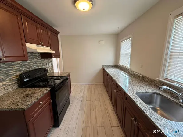 $1,750 | 279 Clermont Avenue, Bridgeport, CT 06610