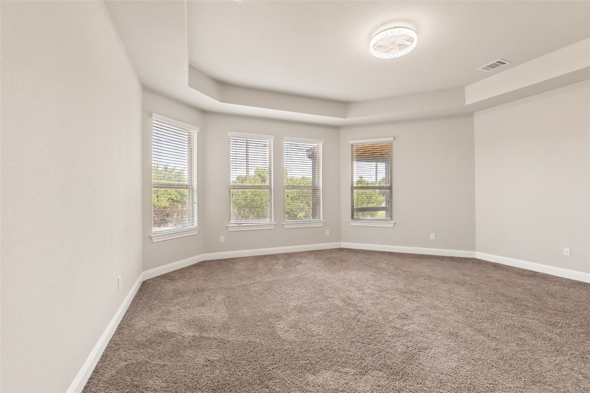 2260 Hat Bender Loop Round Rock, TX 78664 - Photo 20 of 40 an empty room with windows