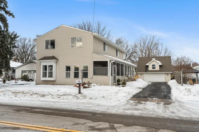 $375,000 | 1961 9th Street, White Bear Lake, MN 55110