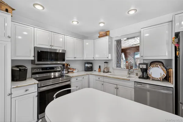 $425,000 | 57 Lake View Drive, Kiamesha Lake, NY 12751