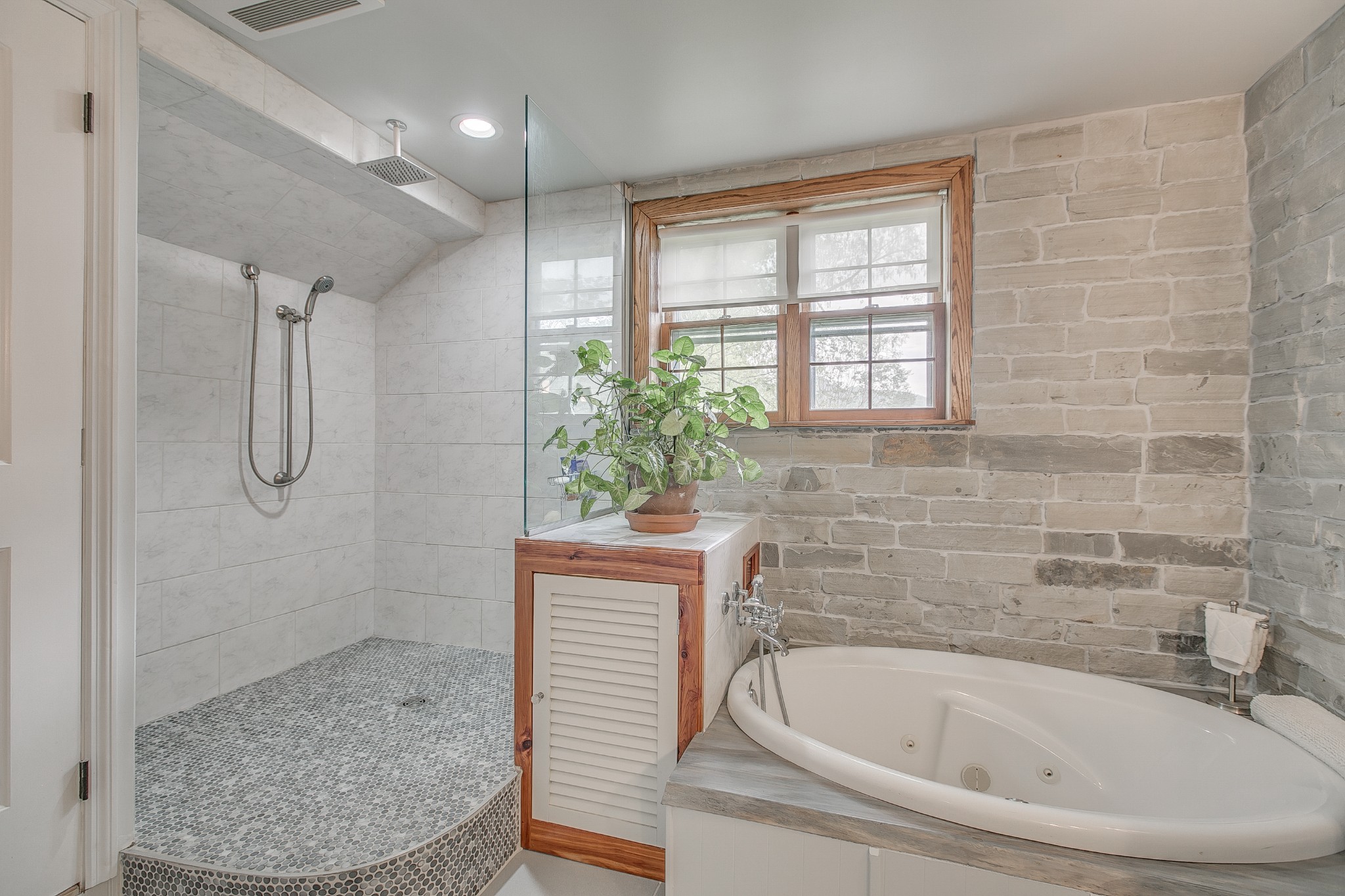 4222 Payne Cove Road Pelham, TN 37366 - Photo 45 of 61 Gallery Image 45