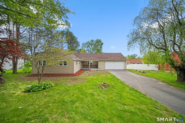 $430,000 | 7 Cannon Street, Windsor Locks, CT 06096