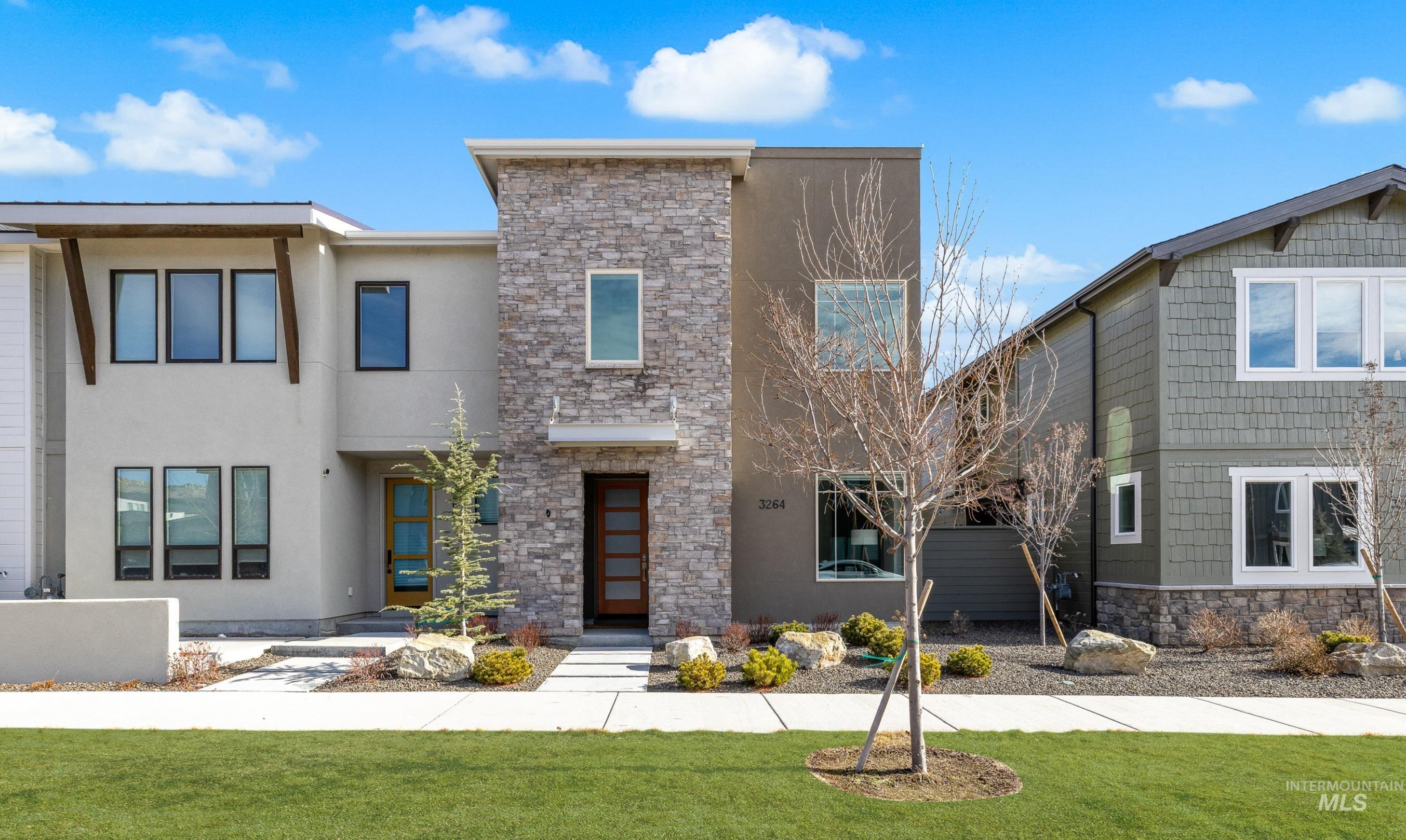 3264 South Millbrook Way Boise, ID 83716 - Photo 2 of 46