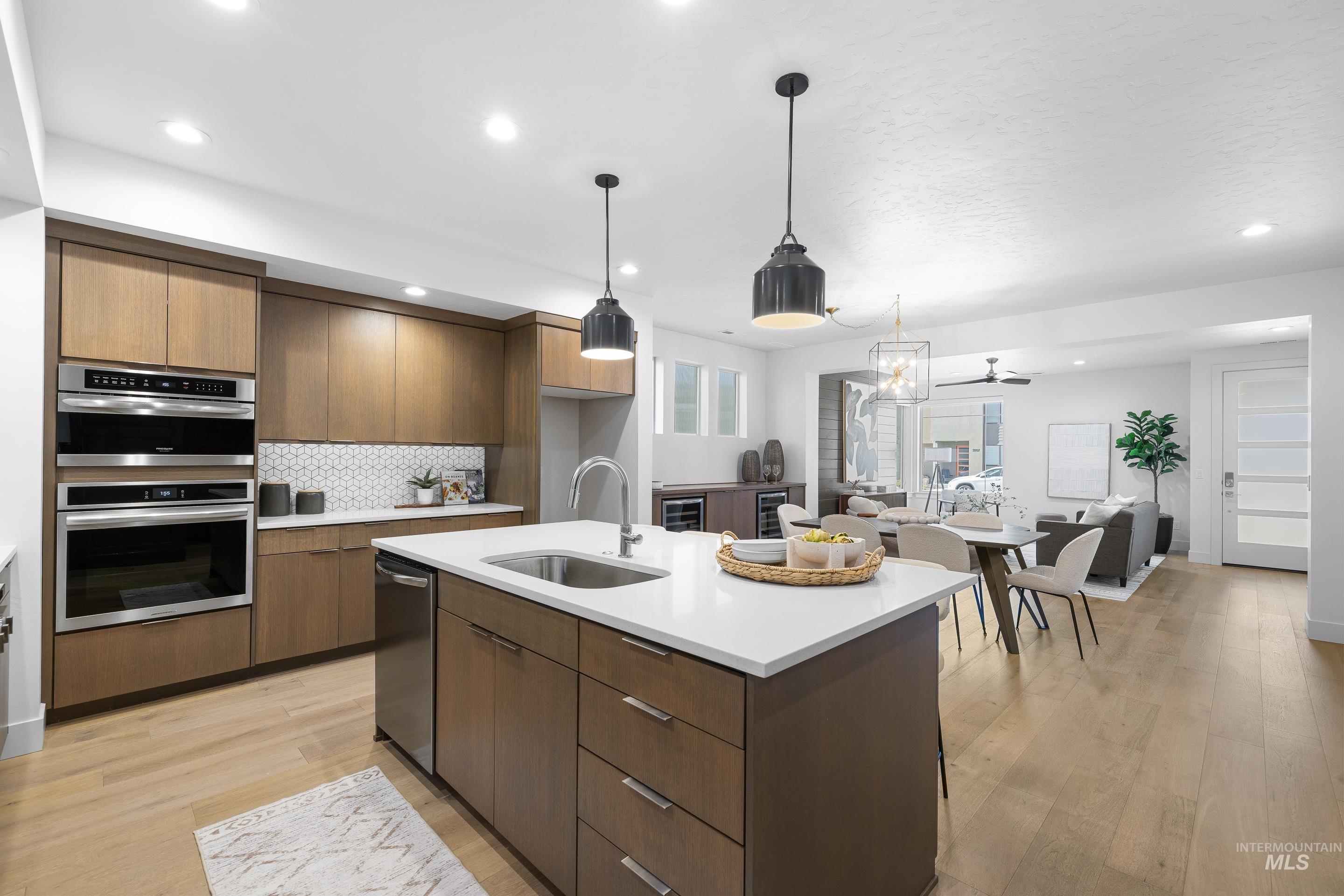 3264 South Millbrook Way Boise, ID 83716 - Photo 3 of 46