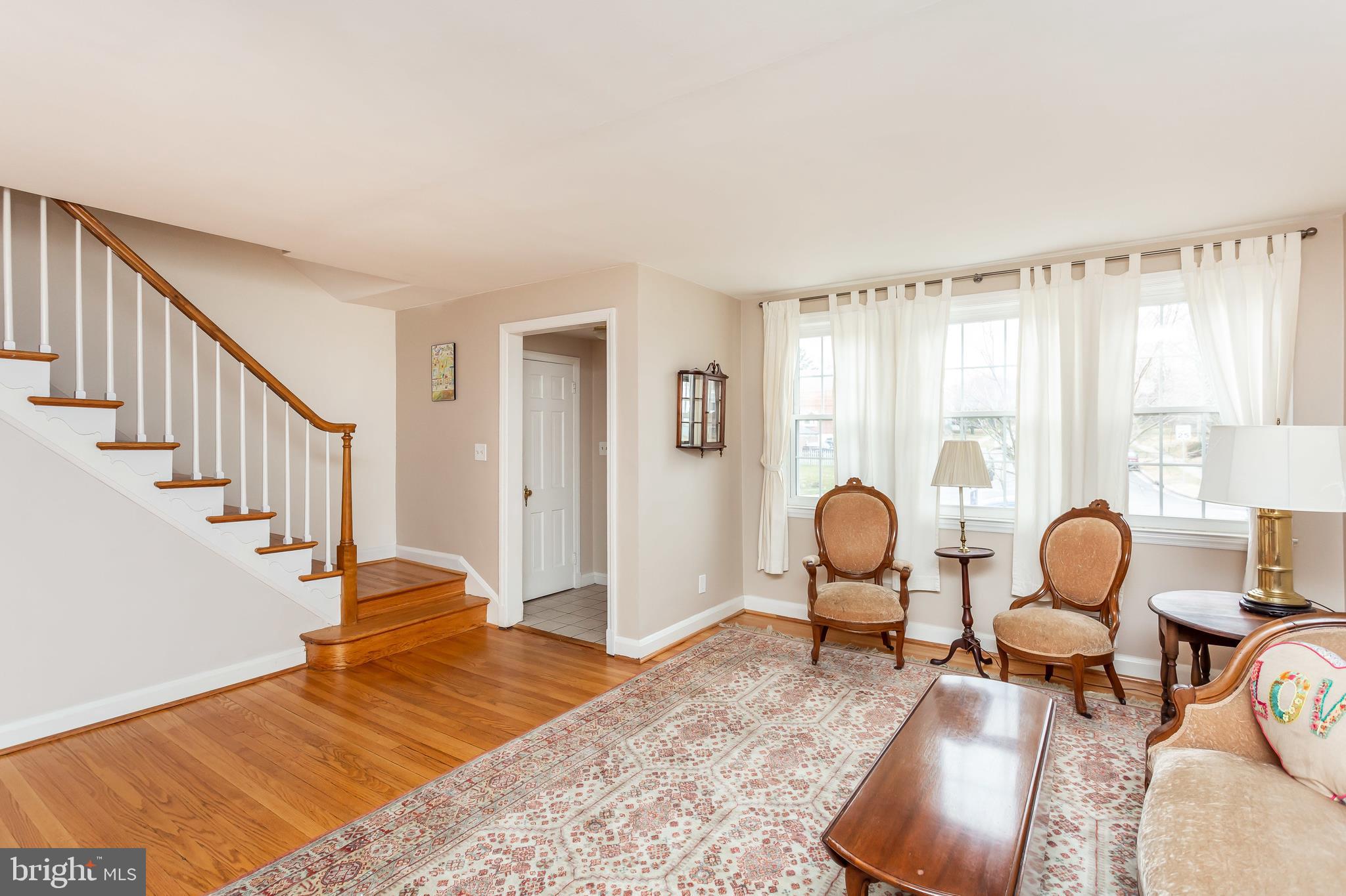 351 Whitfield Road Baltimore, MD 21228 - Photo 5 of 32