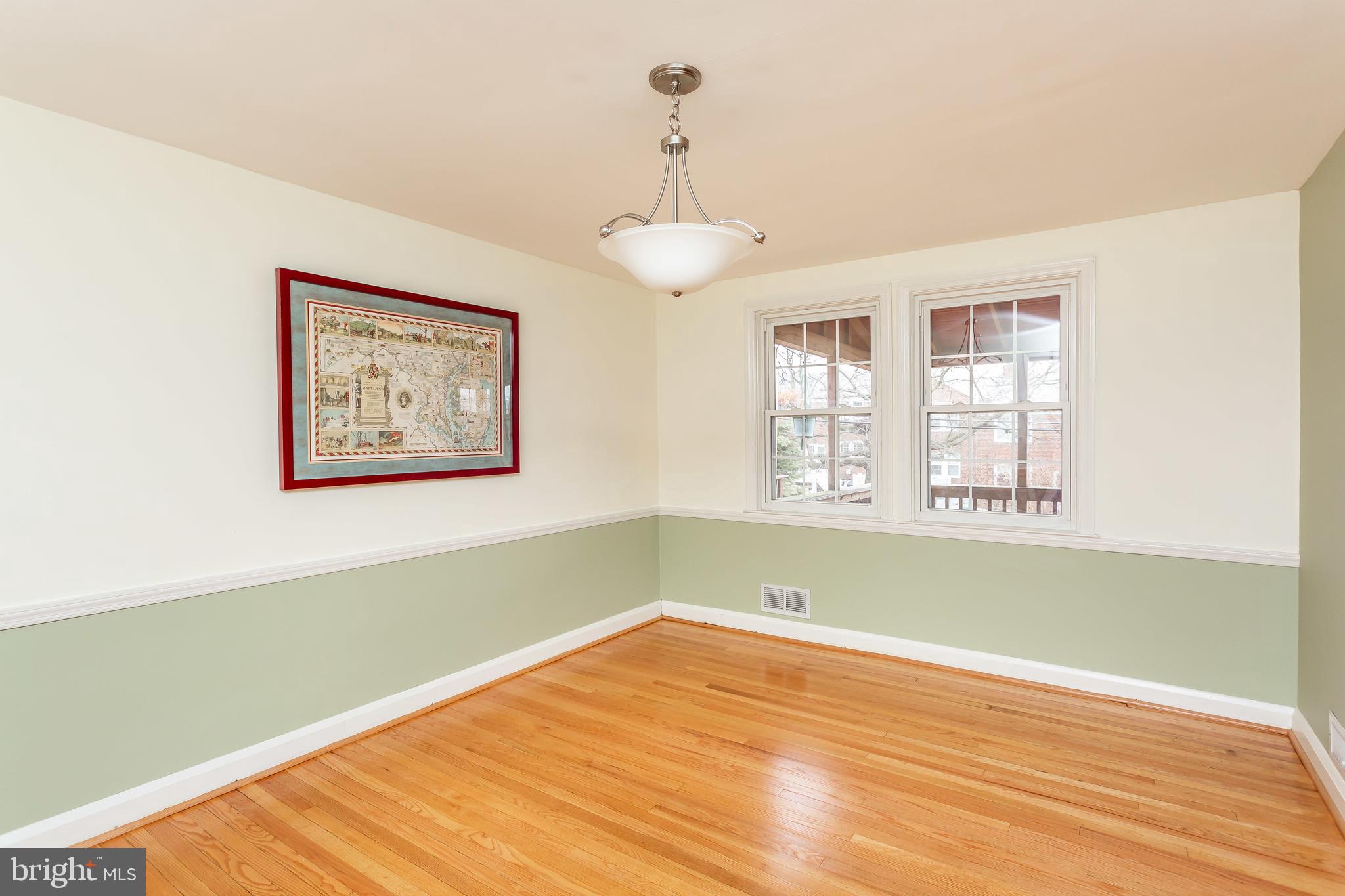351 Whitfield Road Baltimore, MD 21228 - Photo 7 of 32