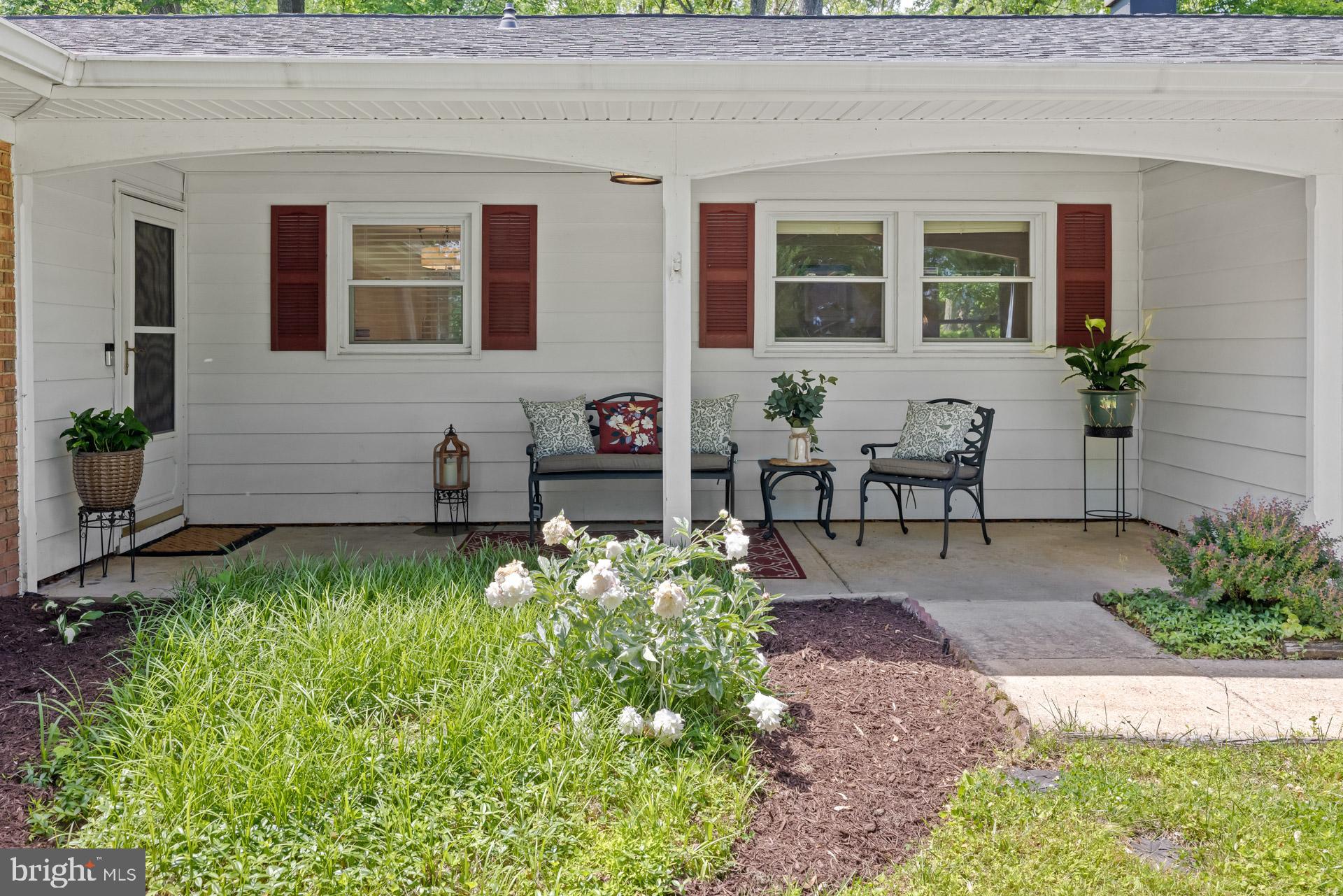2925 Beaverwood Lane Silver Spring, MD 20906 - Photo 5 of 44 Front Patio