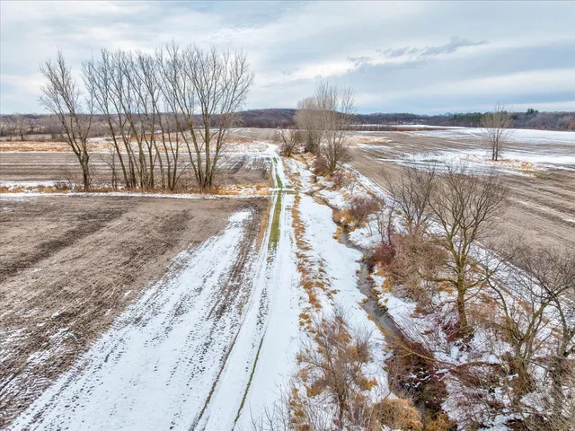 $1,033,730 | Lot 1 Sandy Hook, Brooklyn, WI 53521