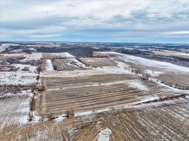 $1,033,730 | Lot 1 Sandy Hook, Brooklyn, WI 53521