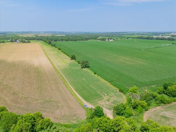 $1,033,730 | Lot 1 Sandy Hook, Brooklyn, WI 53521