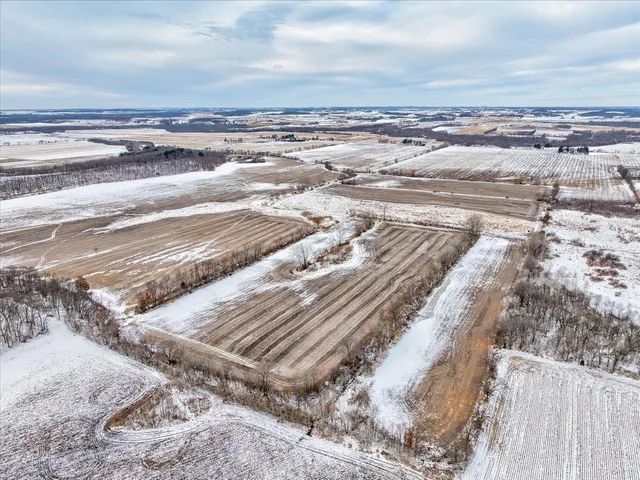 $1,033,730 | Lot 1 Sandy Hook, Brooklyn, WI 53521