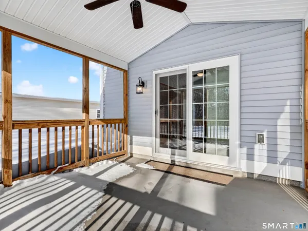 $425,000 | 13 Henry Drive, Unit 13, Moosup, CT 06354