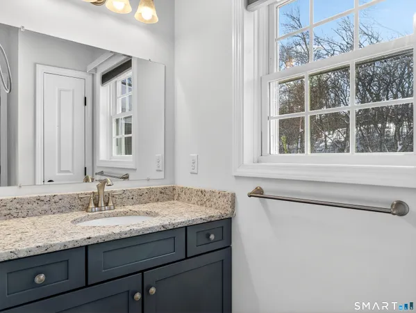 $425,000 | 13 Henry Drive, Unit 13, Moosup, CT 06354