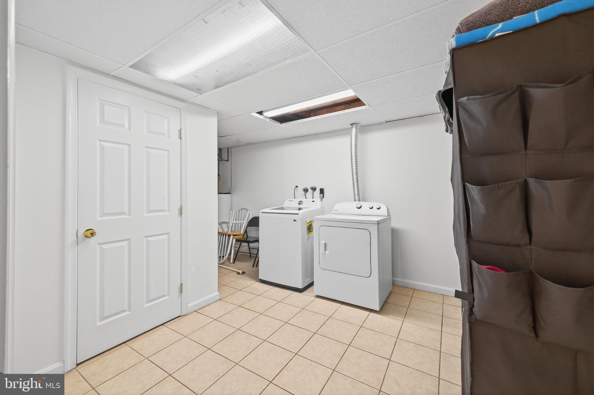 12462 Skipper Circle Woodbridge, VA 22192 - Photo 22 of 25 Bright and functional laundry space.