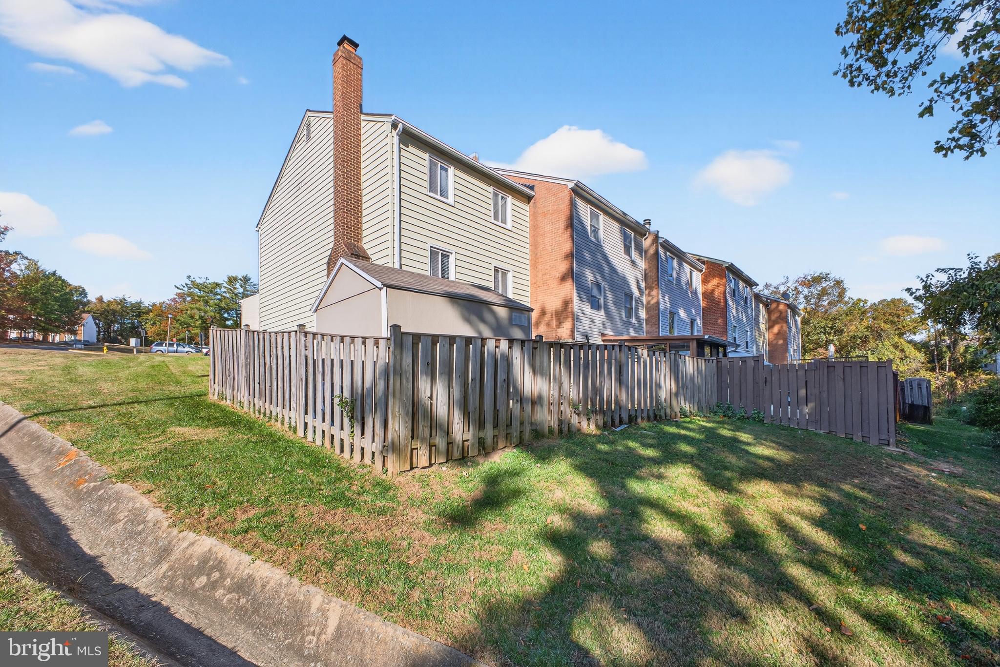 12462 Skipper Circle Woodbridge, VA 22192 - Photo 25 of 25 Charming home with a spacious yard.