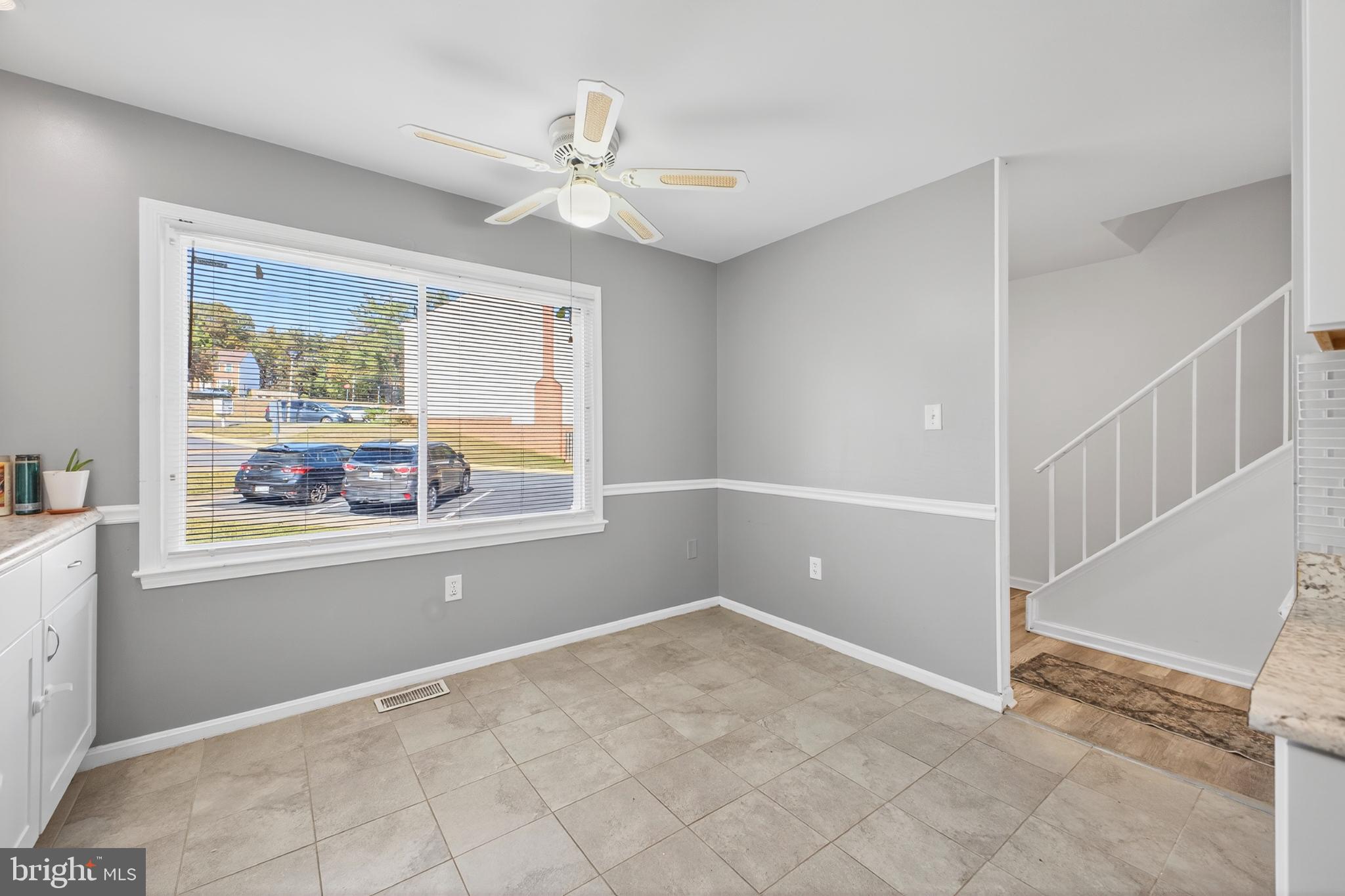 12462 Skipper Circle Woodbridge, VA 22192 - Photo 3 of 25 Bright and airy space with inviting views.
