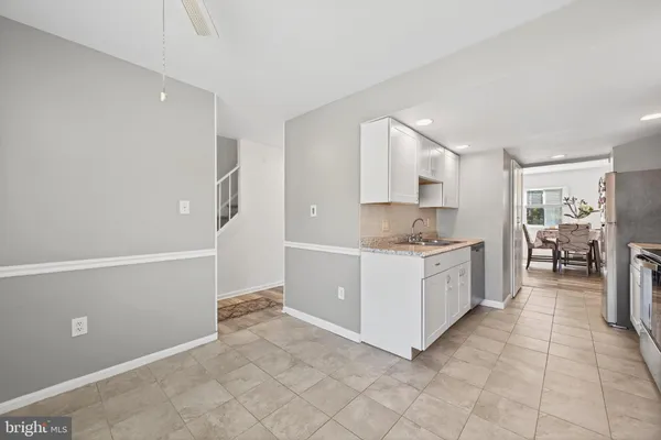 $2,700 | 12462 Skipper Circle, Woodbridge, VA 22192