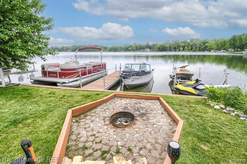 2235 West Fork Road Lapeer, MI 48446 - Photo 18 of 66