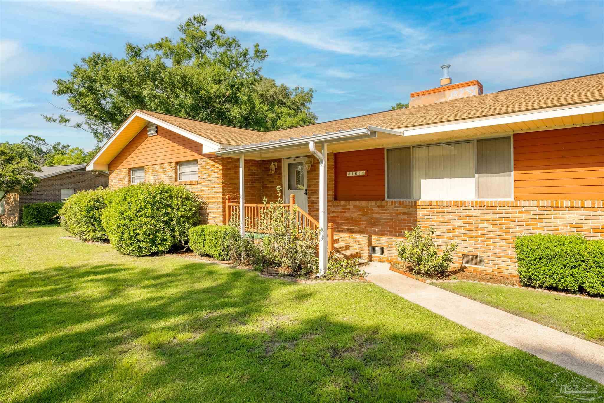101 Beland Road Pensacola, FL 32534 - Photo 4 of 40 Gallery Image 4
