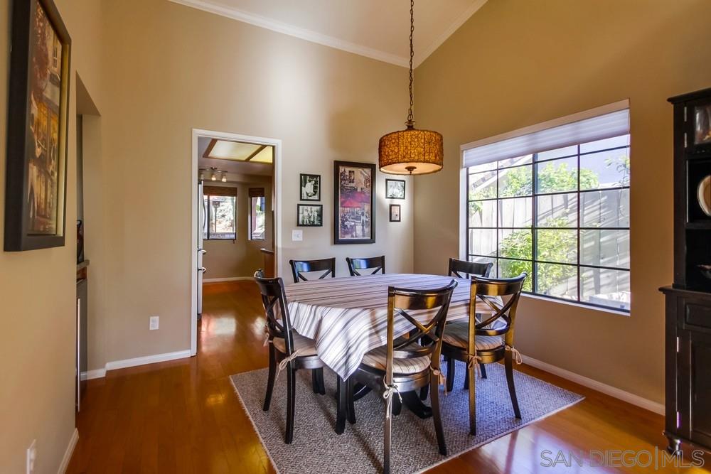 13196 Treecrest Street Poway, CA 92064 - Photo 7 of 25
