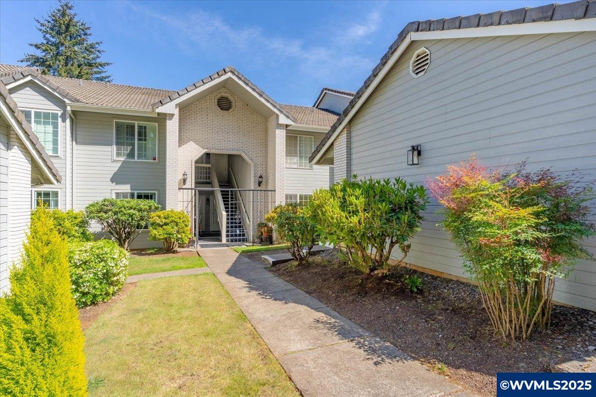 1820 Rees Hill Road Southeast Salem, OR 97306 - Photo 32 of 35