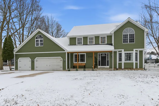 $445,000 | 777 Debbie Lane, Sandwich, IL 60548