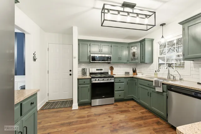 $445,000 | 777 Debbie Lane, Sandwich, IL 60548