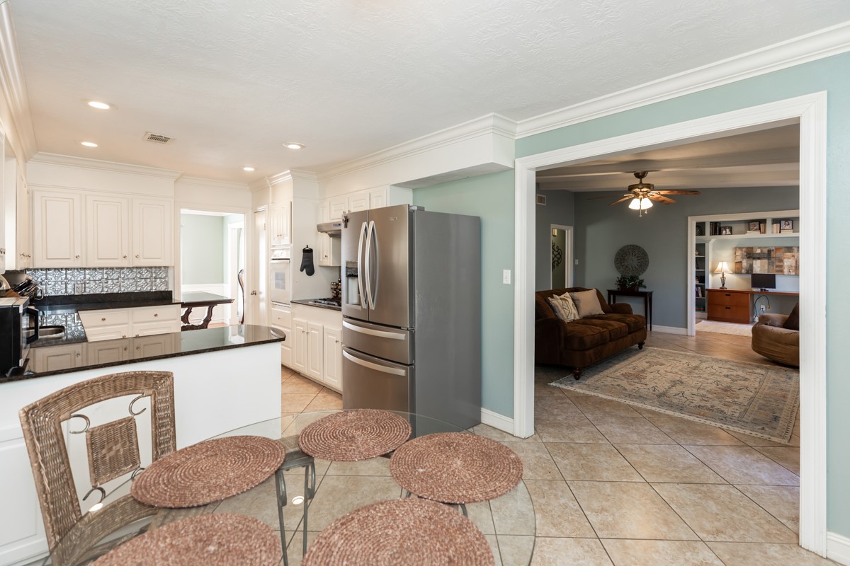 6030 Zenith Street Beaumont, TX 77706 - Photo 14 of 30
